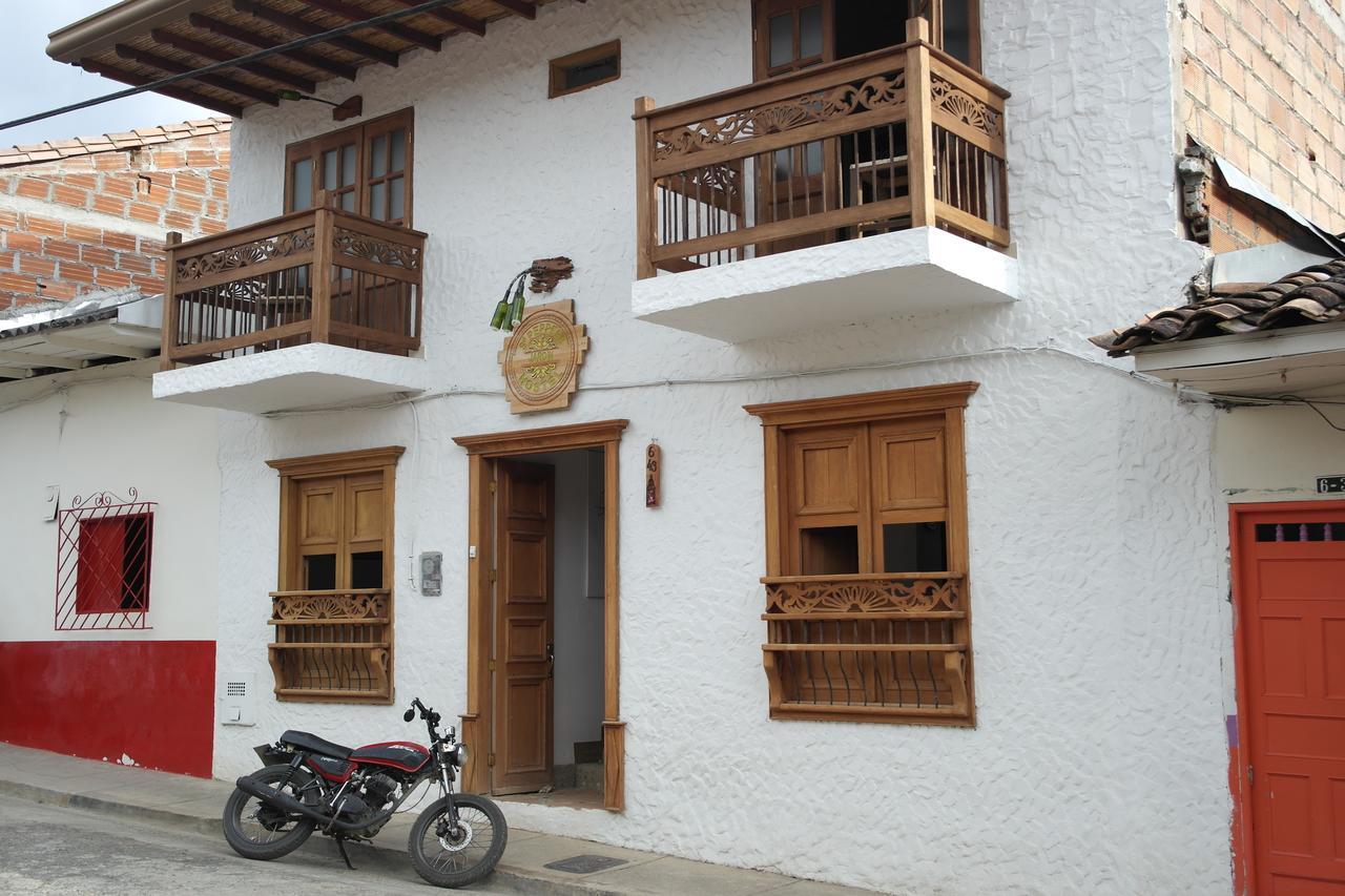 Sergeant Pepper'S Hostel Jardin Ngoại thất bức ảnh